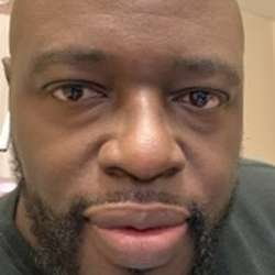 Cumonmyface69's Chat & Dating Profile